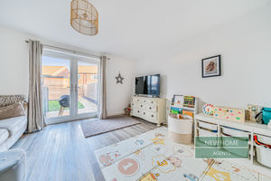 Photo 17- click for photo gallery